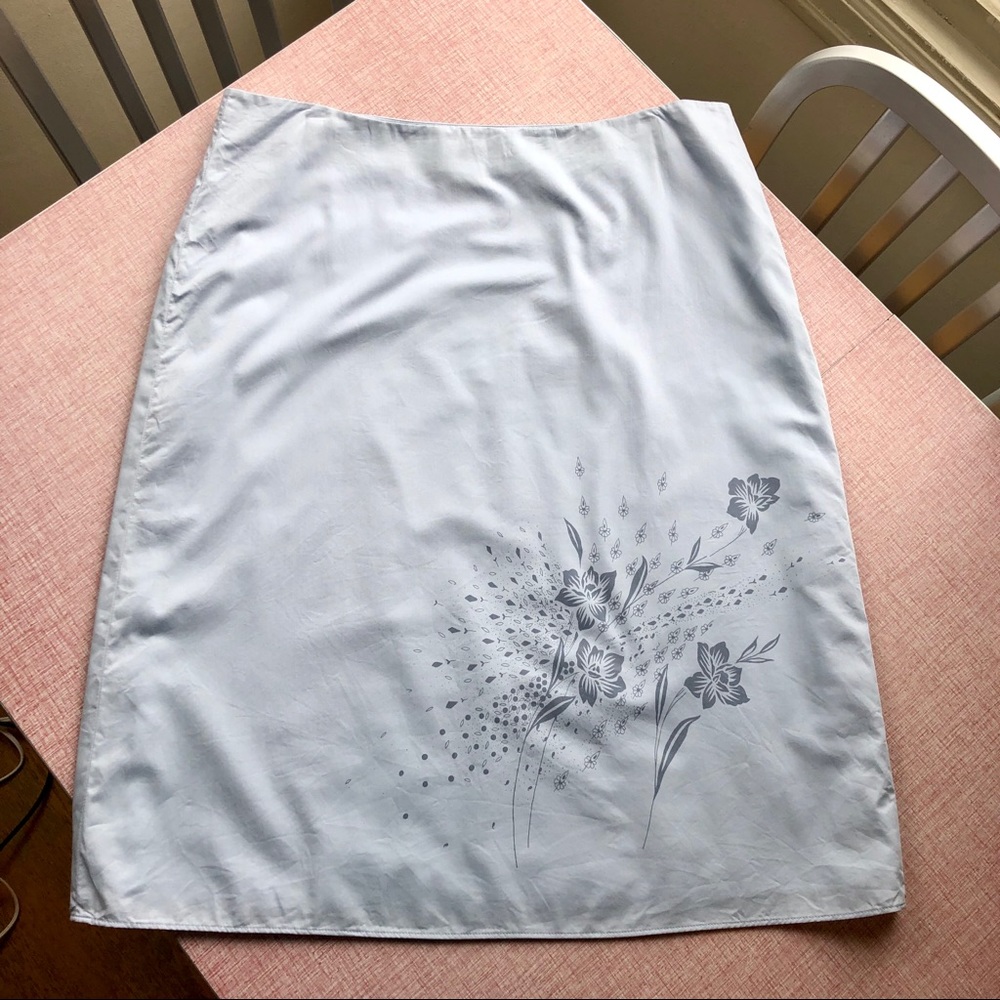 Banana Republic Factory skirt.